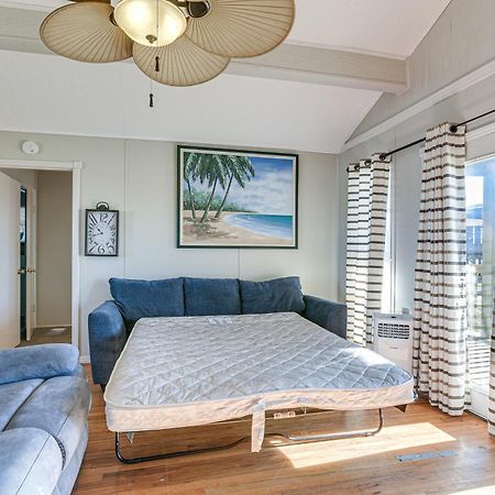 Second-Row Surfside Beach House Newly Renovated! 외부 사진