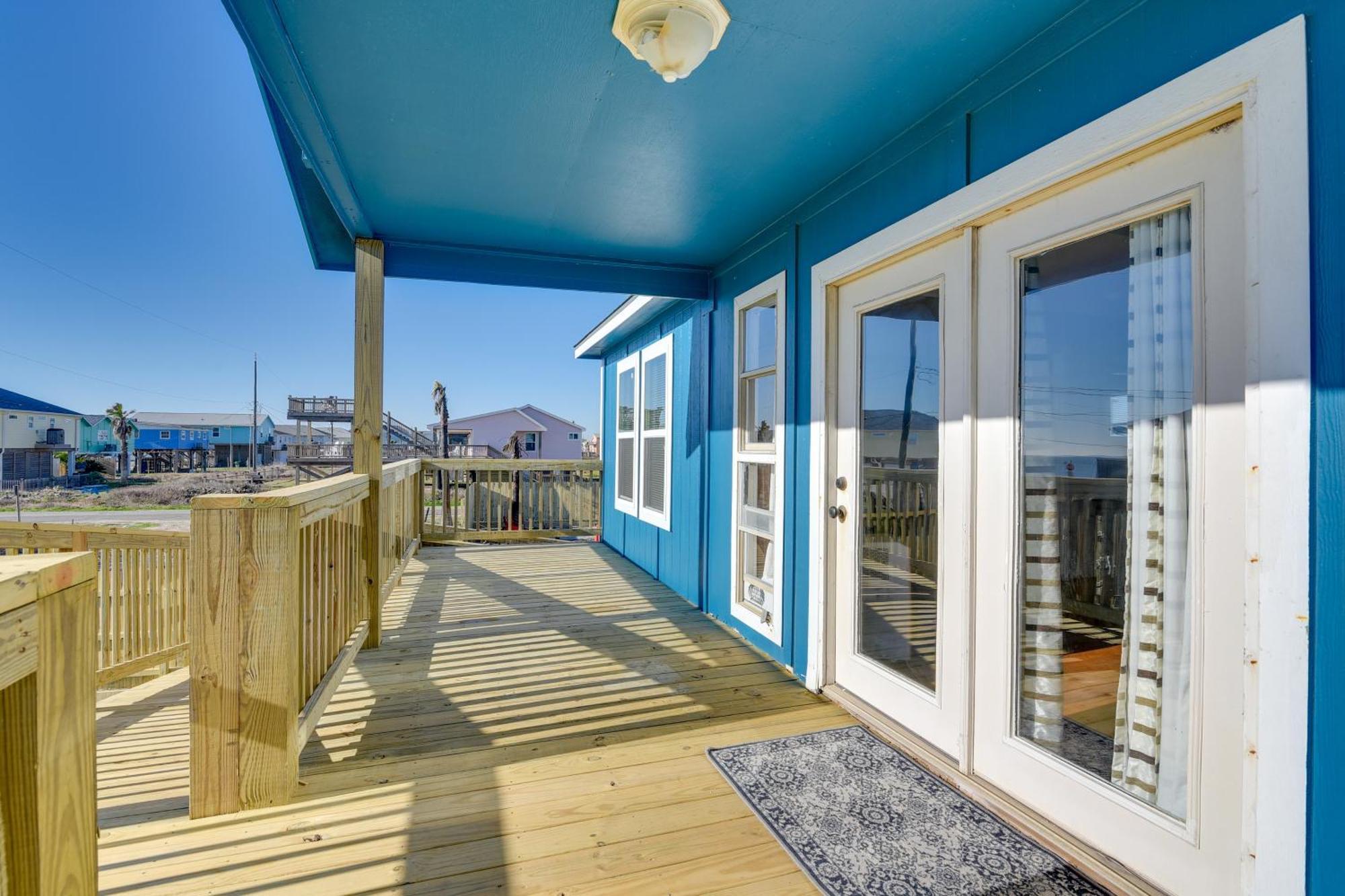 Second-Row Surfside Beach House Newly Renovated! 외부 사진