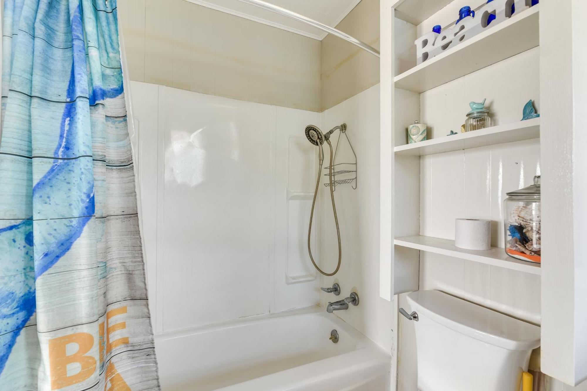Second-Row Surfside Beach House Newly Renovated! 외부 사진